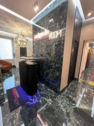 LUCIGNOLOROOM stazione centrale Napoli 2