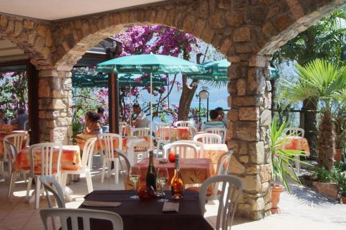 Hotel Augusta Garnì - image 8