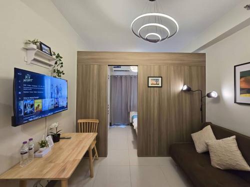 1BR Condotel with Balcony at FAME Residences #FM39, Manila