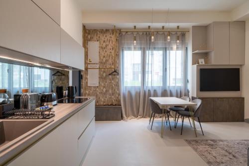 One-Bedroom Apartment image 6