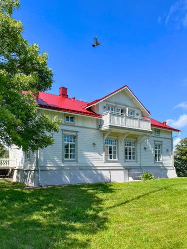 Strandnäs Gård - Accommodation - Mariehamn