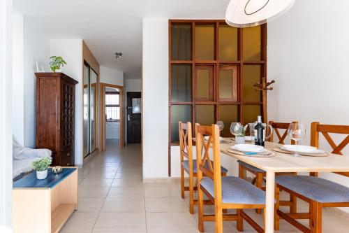 Apartment with Sea View image 10