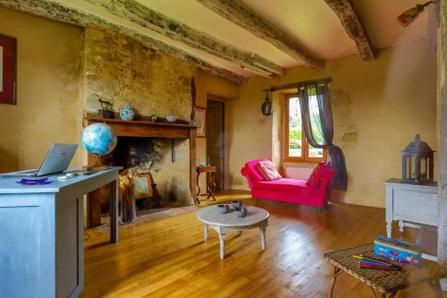 Logement de charme avec piscine à 25 km de Sarlat