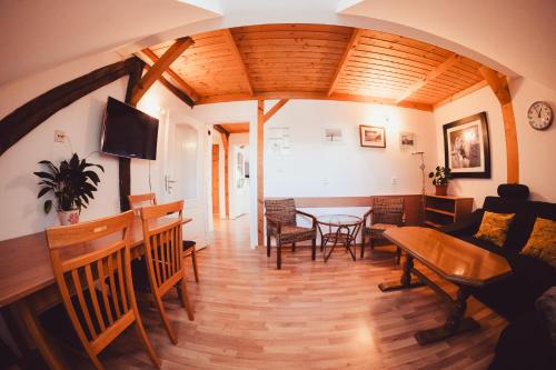 Chata Adélka (Chata Adelka) in 博日達爾