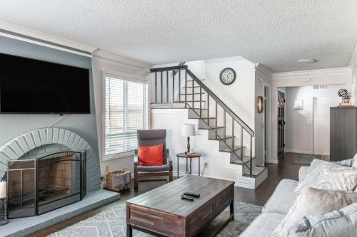 Covello - 3 BR with backyard - North Hollywood home in Los Angeles, USA