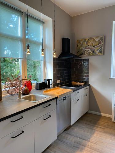Kitchen, Bahnhof Vaale- Gleis 3 in Vaale