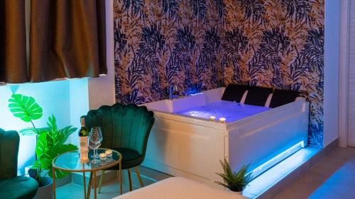 MAZZINI LUXURY JACUZZY SUITE Catania 5