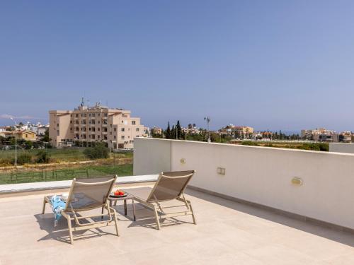 Almaria Residences - image 2