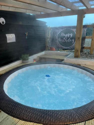 Terry Joe Cottages in เบลลีค