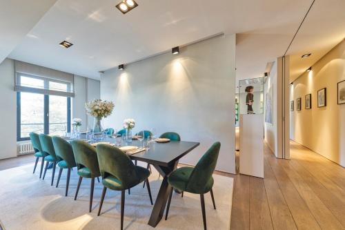 4BD apartment in Bruxelles - image 6
