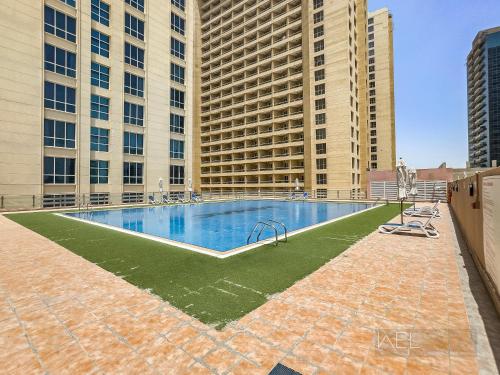 WelHome - Greenery Apt for Modern Studio in Production City