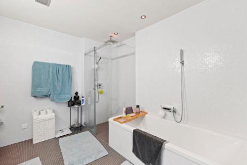 Exclusive spacious Apt. with garden in Zurich, Zürich (photo 9)