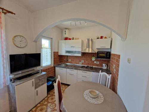 Apartments Godena - image 14