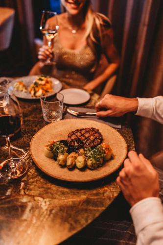 Restaurant, V Spa & Conference Hotel in Tartu