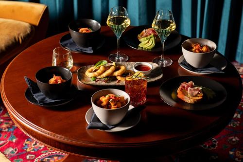 Moxy Edinburgh Fountainbridge - main image