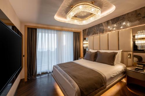 Merit Starlit Hotel & Residences Room Type - Prestige Suite