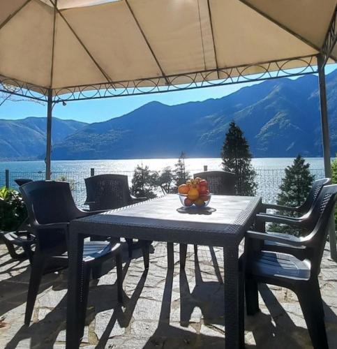  Casa le Palme in Pino Lago Maggiore