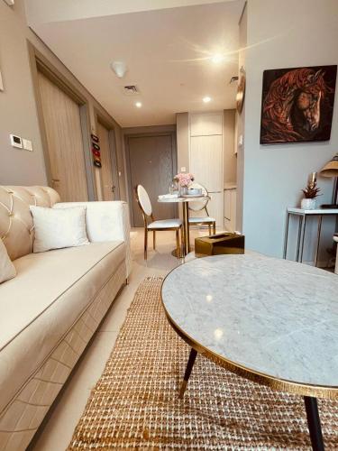 Luxury 1-Bedroom Oasis near Downtown Dubai, Dubai (photo 5)