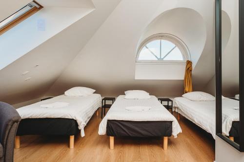 16eur - Fat Margaret's - image 14