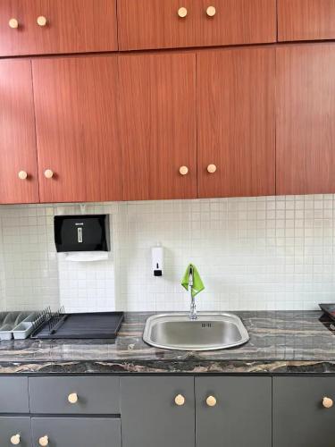 ห้องครัว, Kallista Villa Kalibaru in คาลิบารู