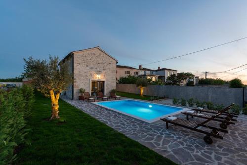 Villa Bugenvilija with Private Pool