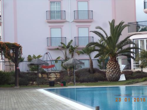  St James Apartment in Luz