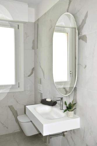 el'Gio Feel at Home el'Gio Feel at Home