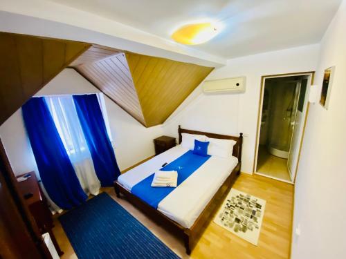 HANUL PESCARILOR Mila 23 in Mila 23