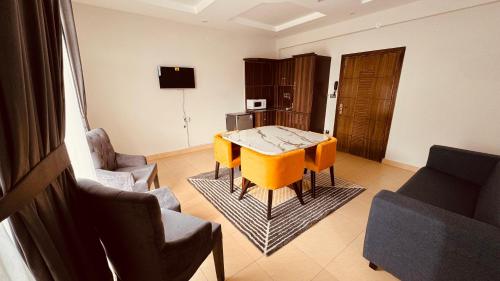 Forest Inn Lodges & Resort - main image