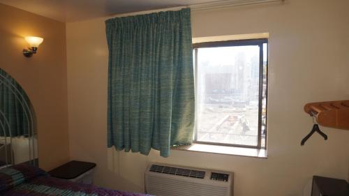 Flushing Motel – New York, NY