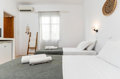 Naxos Beachwalk Rooms