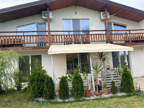 Sanny’s house in Krapets