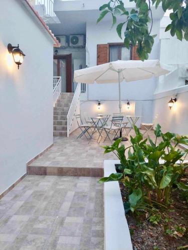 Utopia suites 3 by 8essentially - Tap to explore photos