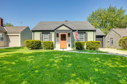 Milwaukee Home with Serene Patio and Backyard Garden! in Milwaukee, USA