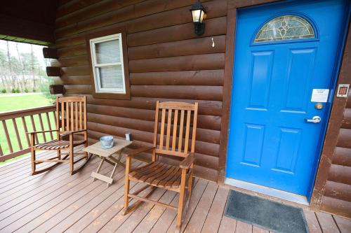 The Cabins at Pine Haven - Beckley