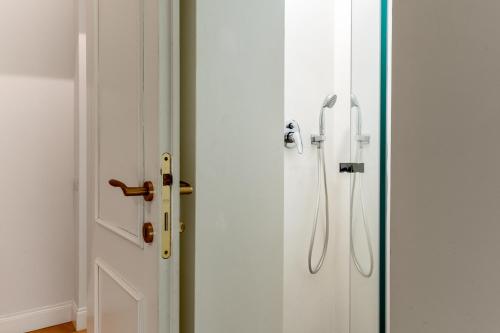Allegroitalia Penthouse Montenapoleone - image 5