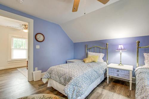 Lavish Home with Patio - 2 Blocks to Green Lake! - image 11