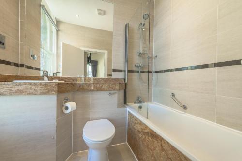 room detail thumbnail 2
