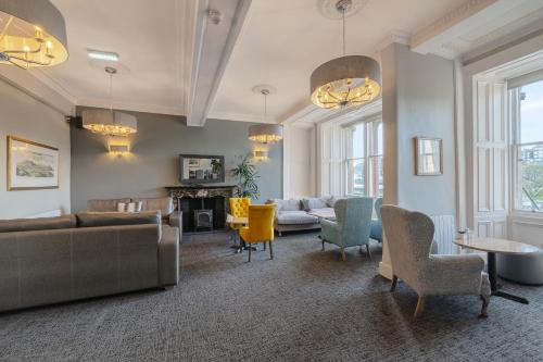 Old Waverley Hotel - image 6