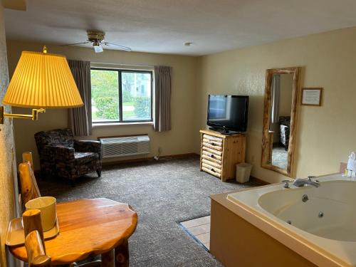 Super 8 by Wyndham Bridgeview of Mackinaw City in Mackinaw City, USA