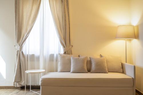 Superior One-Bedroom Apartment image 10