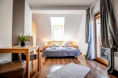 Aparteo Apartament Stojakówka (Aparteo Apartament Stojakowka) in Kiry