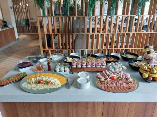 Храна и напитки, Waterford Marina Hotel in Уотърфорд