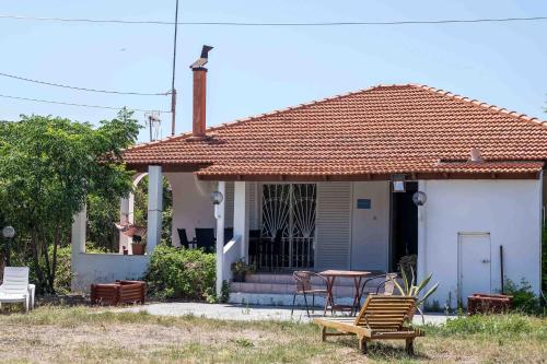 Tinas Dreams By The Sea