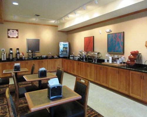 MainStay Suites Sidney - Medical Center