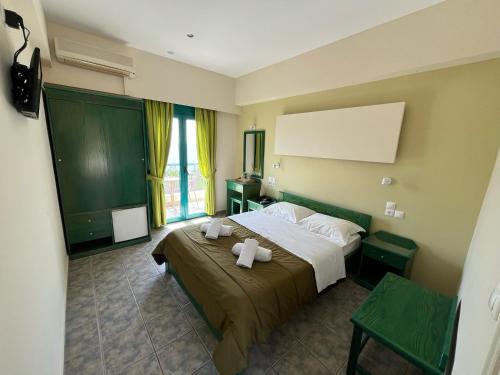 Double Room image 5