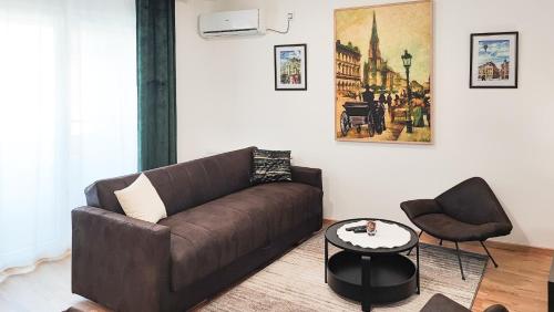 One-Bedroom Apartment image 10