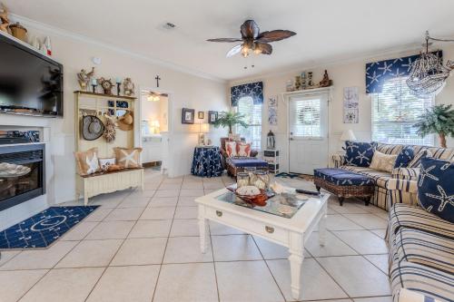 Castaway Cottage - image 10