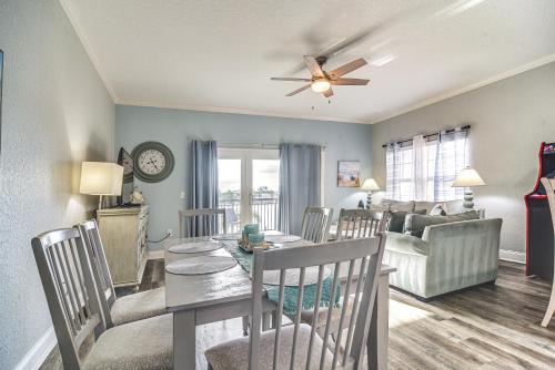Waterfront Treasure Island Condo with Arcade in St Pete Beach, USA