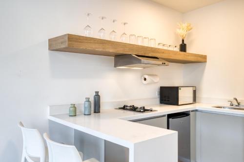 Kitchen, Beach House by ULIV in Playa Ensenada